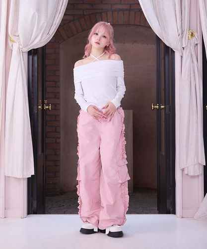 フリルナイロンカーゴパンツ | Fickle Bebe フリルナイロンカーゴパンツ | Fickle Bebe