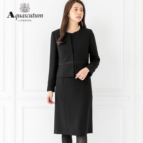 【美品】アクアスキュータム 高級喪服礼服 7号 ワッフル織 ブラックフォーマル アクアスキュータム 高級喪服 7号 ワッフル織 ブラック