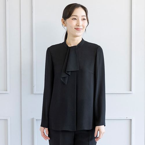 東京ソワール　半袖　ブラウス　スパンコール　上品　フルファスナー 洗える｜ロング丈のスキッパーブラウス M・ブラック｜東京ソワール