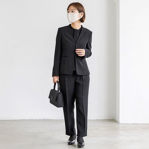 洗える|ブラウス付きパンツスーツ 7号・ブラック|東京ソワール 洗える|ブラウス付きパンツスーツ 7号・ブラック|東京ソワール