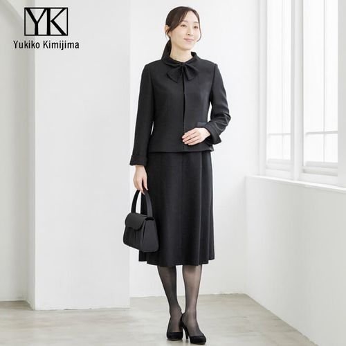 ペプラム使いのロング丈アンサンブル 9号・ブラック｜東京ソワール