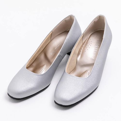 シンプルデザインのフォーマルパンプス（22.5cm） 23．5cm