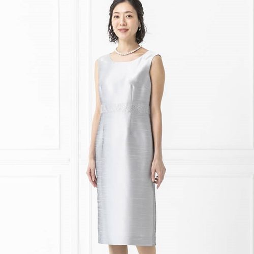 シフォンのフレアーワンピース 9号・ネイビー｜東京ソワール