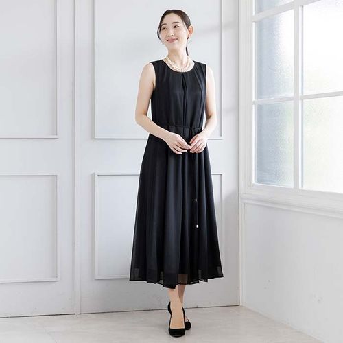 シフォンのフレアーワンピース 9号・ブラック｜東京ソワール