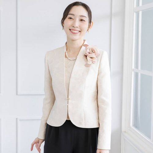 極美品 東京ソワール 最高級 SOIR DOLCE 米沢織 フリルジャケット フリルカラーのフォーマルジャケット 9号・グレー｜東京ソワール