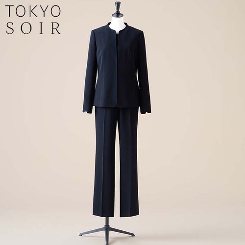 洗える｜ストレッチ素材のパンツスーツ 9号・ブラック｜東京ソワール