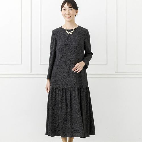 シフォンのフレアーワンピース 9号・ネイビー｜東京ソワール