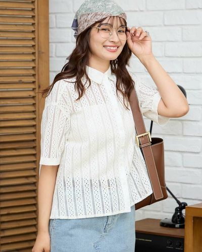 フランス購入 ピュアホワイトにゴールドの煌めき白レースTシャツ Golden Bearレース切替Tシャツ | ゴールデンベアストア