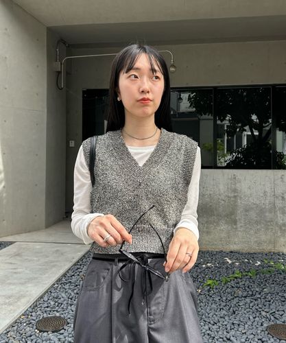 P47-2★極美品★23SS★極上スパンコール ニットベスト ブルネロクチネリ スパンコールニットベスト｜PETAL ONLINE（ペタルオンライン）