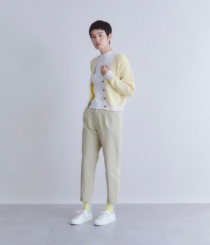 新品タグ付き【MHL】ウールセーラークロップドパンツ Hightwist Gabardine タッククロップドパンツ(37338021-2023
