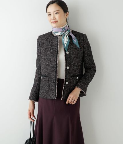 【FOXEY】フォクシー ツイード シルバーロゴ ノーカラージャケット フリンジ FOXEY】フォクシー ツイード シルバーロゴ ノーカラージャケット