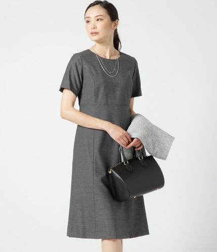 【極美品】PRADA ツイードワンピース　半袖　フォーマル　ネイビー　シルク混 楽天市場】プラダ PRADA 半袖ニットワンピース ワンピース 衣料