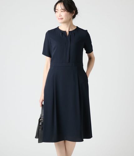 ライトサテン 半袖ラウンドタックワンピース(71455435-2025