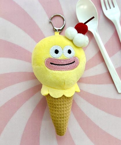もこもこソフトクリームぬいぐるみキーホルダー｜WEGO（ウィゴー