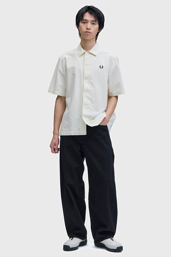 Placket Detail Short Sleeve Shirt(S 560：ECRU): | FRED PERRY JAPAN