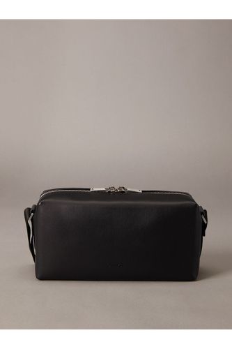 クロスボディバッグ - レイズリポーターバッグ | カルバン・クライン