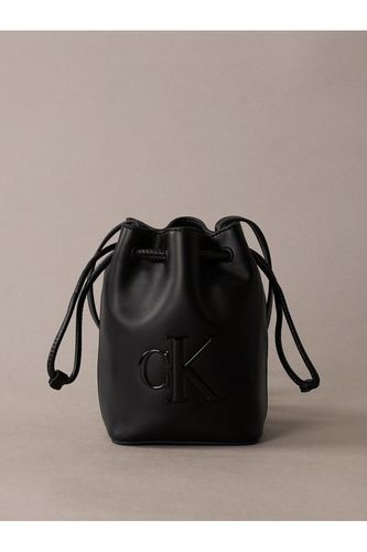 クロスボディバッグ - CKショルダーバッグ | カルバン・クライン 公式