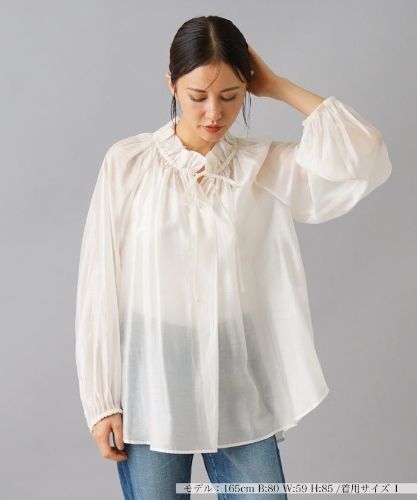 幾何学刺繍フレアブラウス【MAISON HOTEL】|ネミカ | レリアン公式