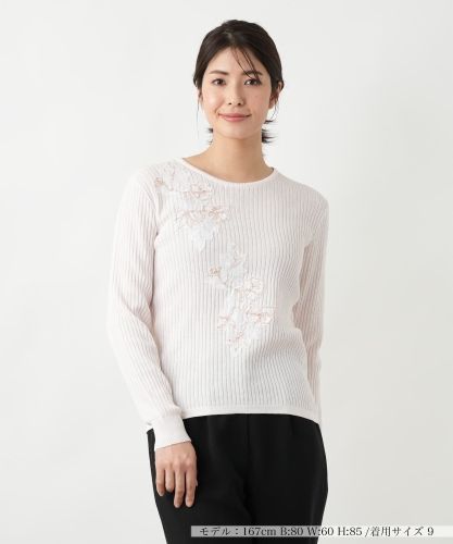 カシミヤクルーネックニット【Leilian WHITE LABEL】|レリアン