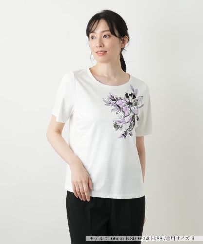 新品未使用　Leilian レリアン　幾何学模様 五分袖カットソー13＋　日本製 店頭人気】刺繍プリントTシャツ|レリアン プラスハウス | レリアン公式