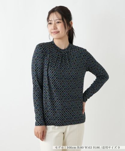 ペイズリー柄ハイネックカットソー【Leilian WHITE LABEL】|レリアン