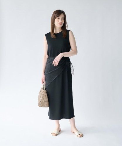 【美品】Leilian　ROCHAS　総柄ミモレ丈ワンピ－ス　半袖　パワーネット 洗えるボタニカル柄フレアワンピース【ROCHAS Premiere】|レリアン