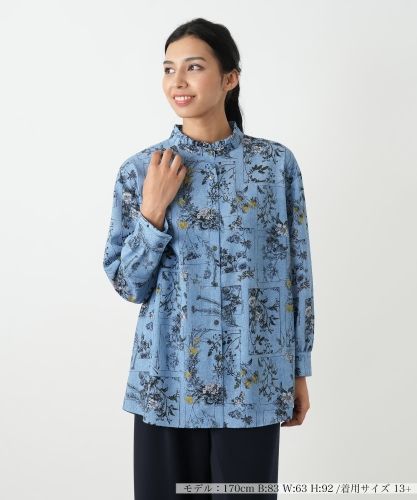 店舗人気】【ウォッシャブル】フラワー柄ハイネックブラウス【プラス