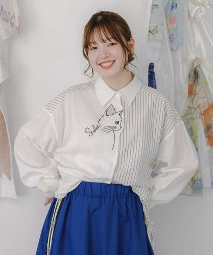 153655：ネコの横顔刺繍 ストライプ切替シャツの通販-ScoLar