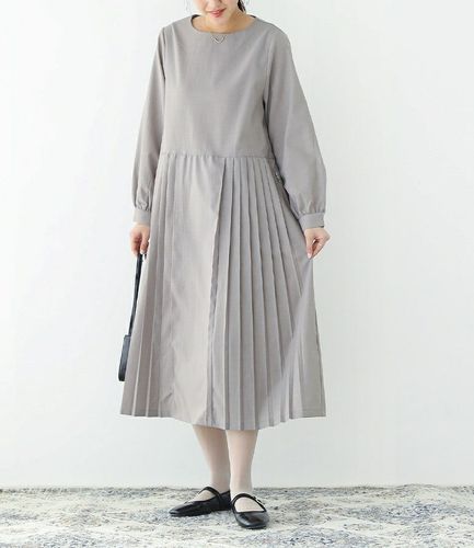 somari imagination異素材プリーツ切替アシメワンピース』