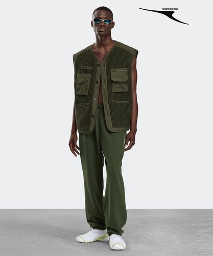 アヴァロン ベスト(1275UCD)｜カナダグース (CANADA GOOSE) 日本公式サイト