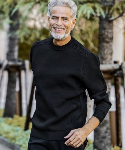 LUXEAKMPLUS(リュクスエイケイエムプラス)ゴルフ 総柄ロゴ半袖モック