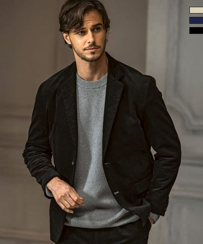 1PIU1UGUALE3 RELAX(ウノピゥウノウグァーレトレ リラックス)総柄ロゴ