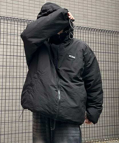 LUXEAKMPLUS(リュクスエイケイエムプラス)ゴルフ 袖ロゴフィット中綿