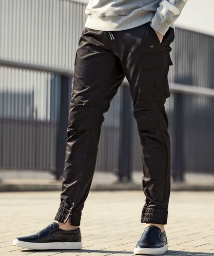 AKM Contemporary(エイケイエムコンテンポラリー)ピンストライプシア