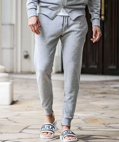 1PIU1UGUALE3 RELAX(ウノピゥウノウグァーレトレ リラックス)サークル