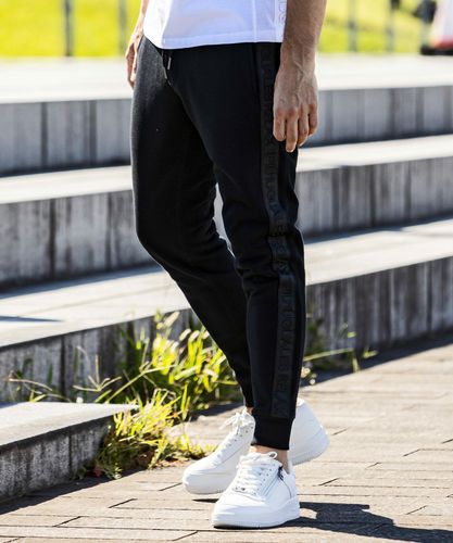 【skrrrm8889】1PIU1UGUALE3 リブテーパードスラックス skrrrm8889様専用】1PIU1UGUALE3 リブテーパードスラックス