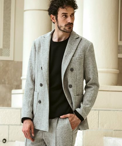 1PIU1UGUALE3 RELAX(ウノピゥウノウグァーレトレ リラックス)総柄ロゴ