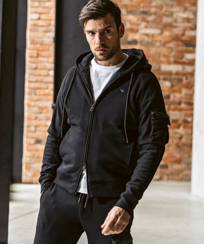 1PIU1UGUALE3 RELAX(ウノピゥウノウグァーレトレ リラックス