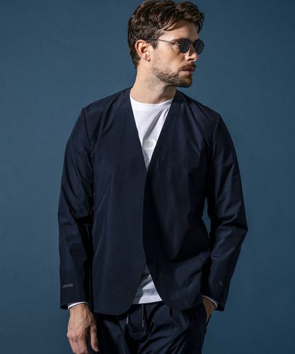 1PIU1UGUALE3 RELAX(ウノピゥウノウグァーレトレ リラックス)総柄ロゴ