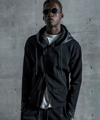 1PIU1UGUALE3 RELAX(ウノピゥウノウグァーレトレ リラックス)バック