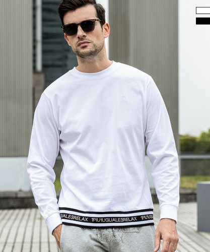 美品☆ウノピュウノウグァーレトレ ロングＴシャツ ラインストーン 刺繍 黒 1PIU1UGUALE3 RELAX ウノピゥウノウグァーレトレ ラインストーン