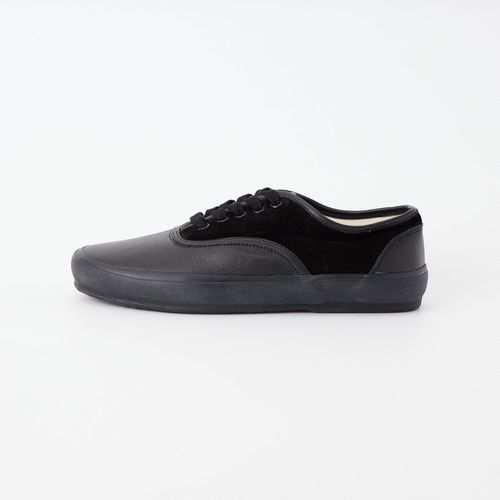 Clarks [クラークス] ワラビー ゴアテックス(パープルグレープスエード