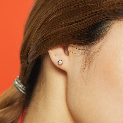 Baqless [バックレス] アミティ エッグ ゴールド ピアス [AM-EG-YG