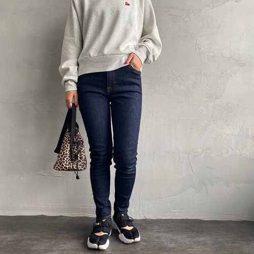 美品 ヤヌーク YANUK ジョーンJOAN ルーズストレート 57132220 YANUK [ヤヌーク] ルーズストレート JOAN/ジョーン [57132220
