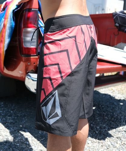VOLCOM メンズ NOZAKA JAM SHORT ボードショーツ 【2026年春夏モデル】