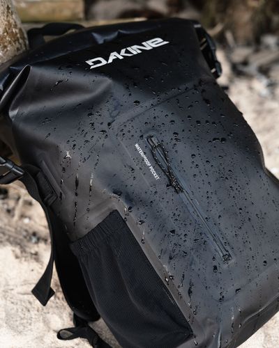 OUTLET】DAKINE POACHER BACKPACK 22L バックパック/リュック 【25