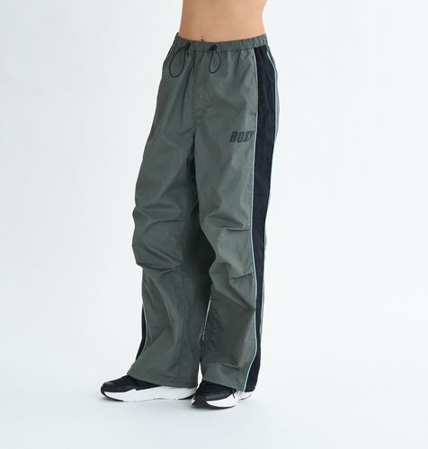 ROXY FITNESS FEEL THE SPARK PANTS ナイロンワッシャーパンツ/撥水
