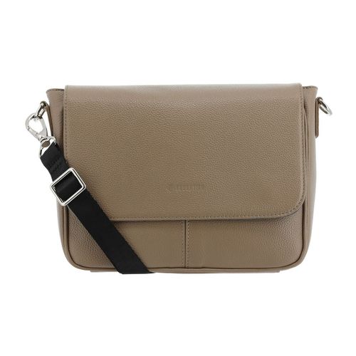 e0323334120a_22fa666639e40d6d3