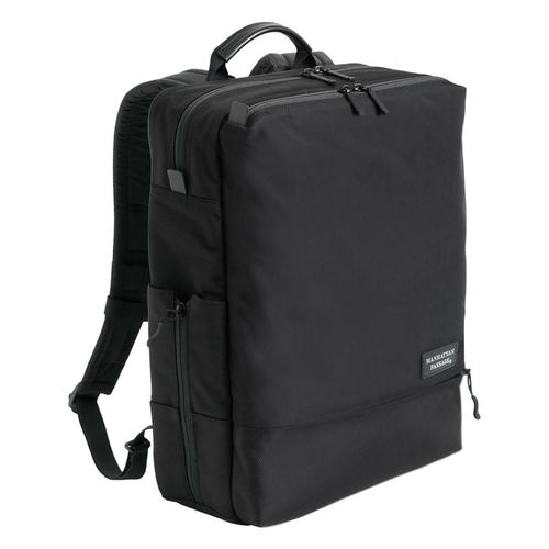 マンハッタンパッセージ#3315 B4サイズ　ビジネスリュック　新品未使用　PC マンハッタンパッセージ#3315 B4サイズ ビジネスリュック 新品未使用 PC