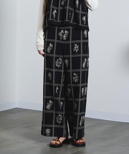 mag.by c/EMBROIDERY MESH PANTS – calif（カリフ）公式サイト